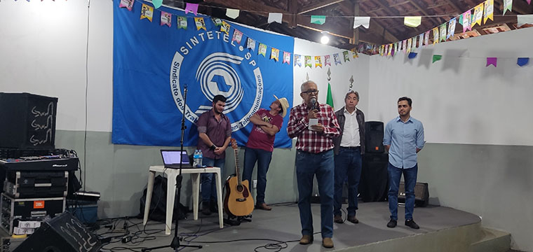 Jorge Luiz Xavier, diretor Regional, faz a abertura oficial da Festa Julina de Bauru