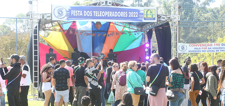 O palco foi o centro das atenes da Festa