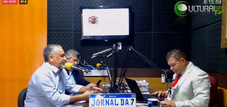 Gilberto Dourado, presidente do SINTETEL, concede entrevista ao jornalista Paulo Silva da FM Cultural