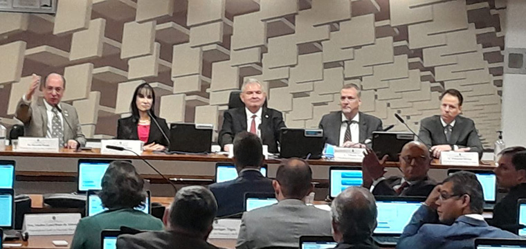 Ricardo Patah, presidente da central sindical UGT, participou do debate