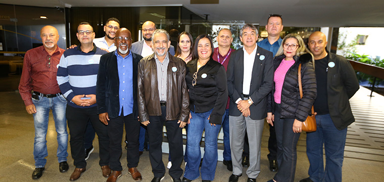 SINTETEL presente no Senado