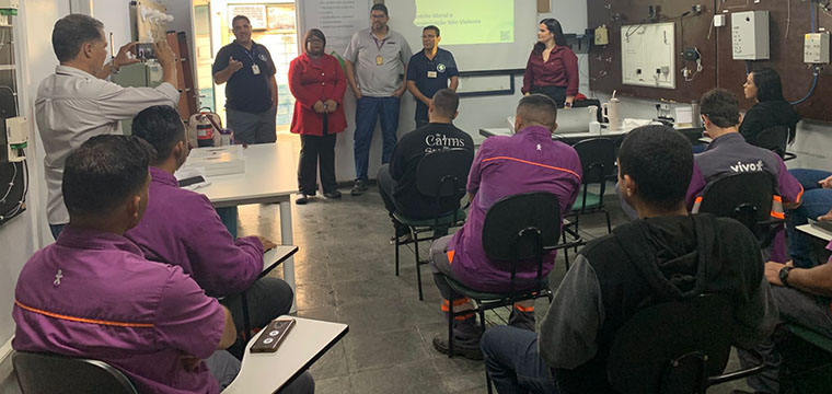 O delegado sindical Alex Vilela fez a abertura da SIPAT no Vale do Paraba