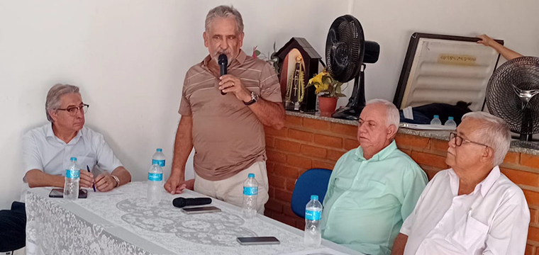 Gilberto Dourado, presidente do SINTETEL, fala da import�ncia dos aposentados