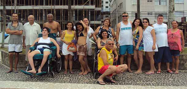 Os associados da Semear se divertiram na praia