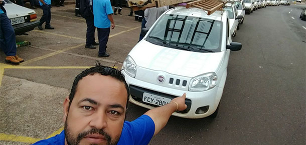 Tel - Ribeiro Preto - fila de carros parados