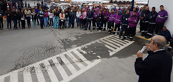 Presidente do Sindicato fala aos trabalhadores da Icomon