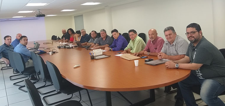 Representantes da CLARO ( esq) e dirigentes sindicais iniciam as negociao para o Acordo Coletivo 2019/2020