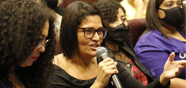 Maringela Pires, secretria da Mulher do SINTETEL