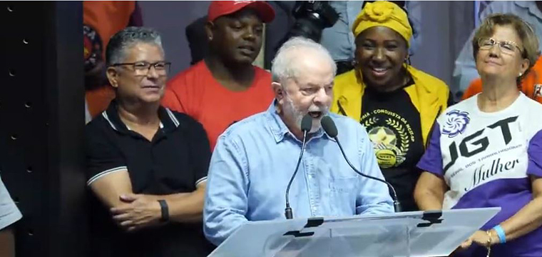 Para Lula, o emprego  prioridade