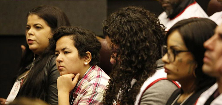 Juventude atenta ao debate