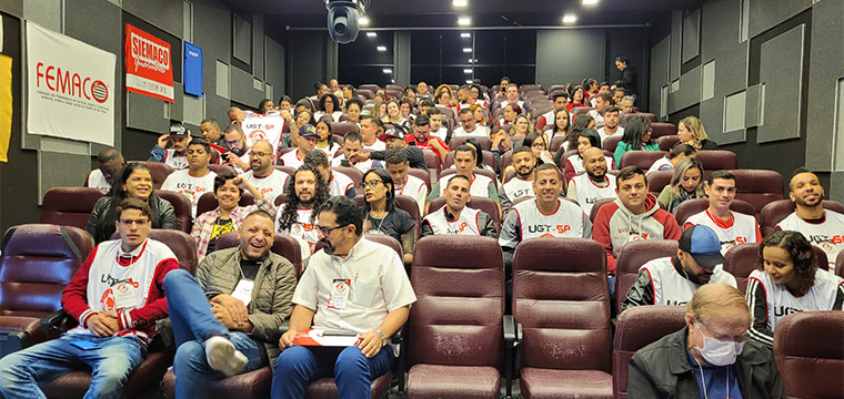 A platia participativa no Encontro da Juventude 