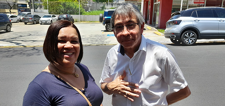 Aurea Barrence, diretora das Relaes Sindicais e Marcos Milanez, diretor Secretrio