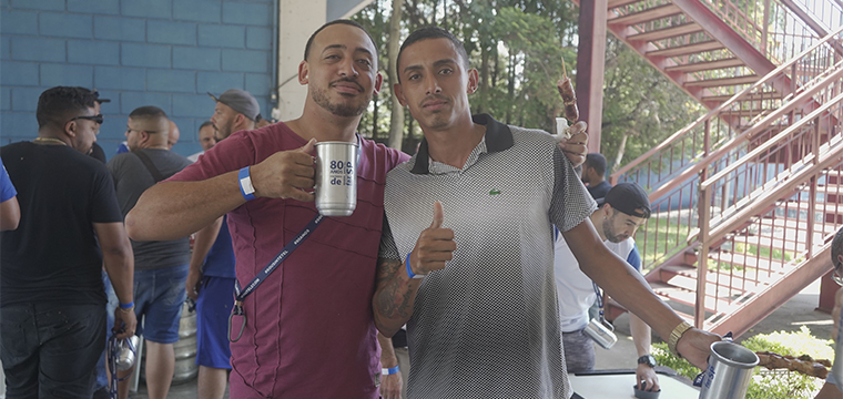 Trabalhadores curtem a festa