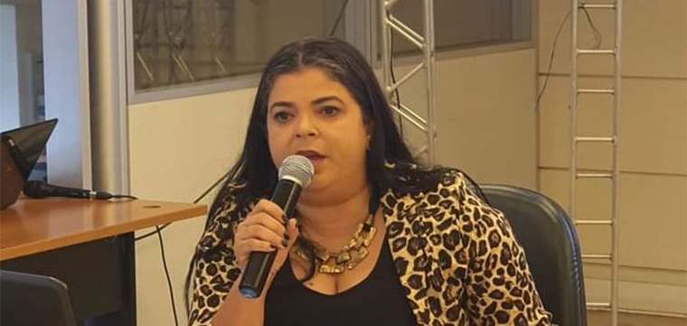 Maria Edna Medeiros, dirigente do SINTETEL/FENATTEL e coordenadora da Rede de Mulheres Uni Brasil, mediou o Encontro