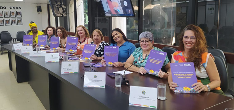 Forum Nacional de Mulheres Trabalhadoras das Centrais