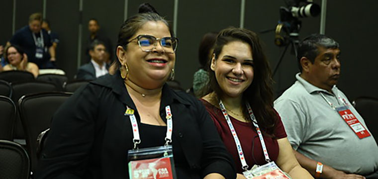 Maria Edna Medeiros -SINTETEL-SP e Barbara Cunha - SINTTEL-SC