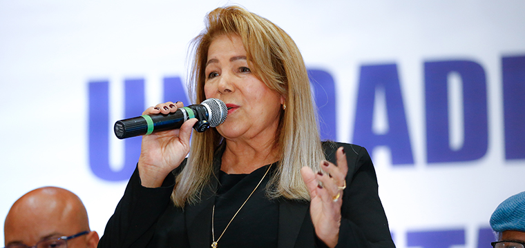 Iara Martins - presidenta do Sinttel-RN