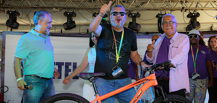Fabiano Costa - Tel Bauru - ganhou uma bicicleta