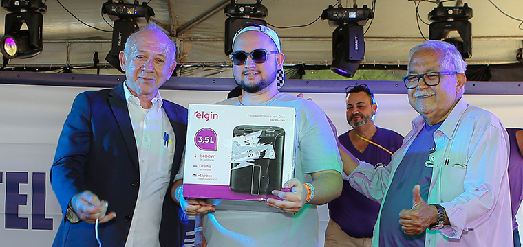 Leonan Batista - Ondacom So Jos do Rio Preto - ganhou uma fritadeira eltrica