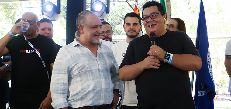Eder Almeida, gerente de Opera��es e pela VIVO