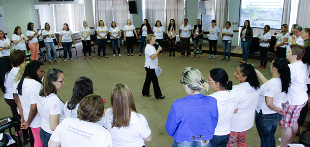 Durante o evento, delegadas e diretoras do Sintetel participaram de atividades e debates voltados  explorao do autoconhecimento